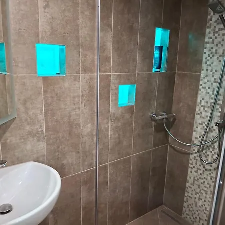 Vybaveny Διαμέρισμα